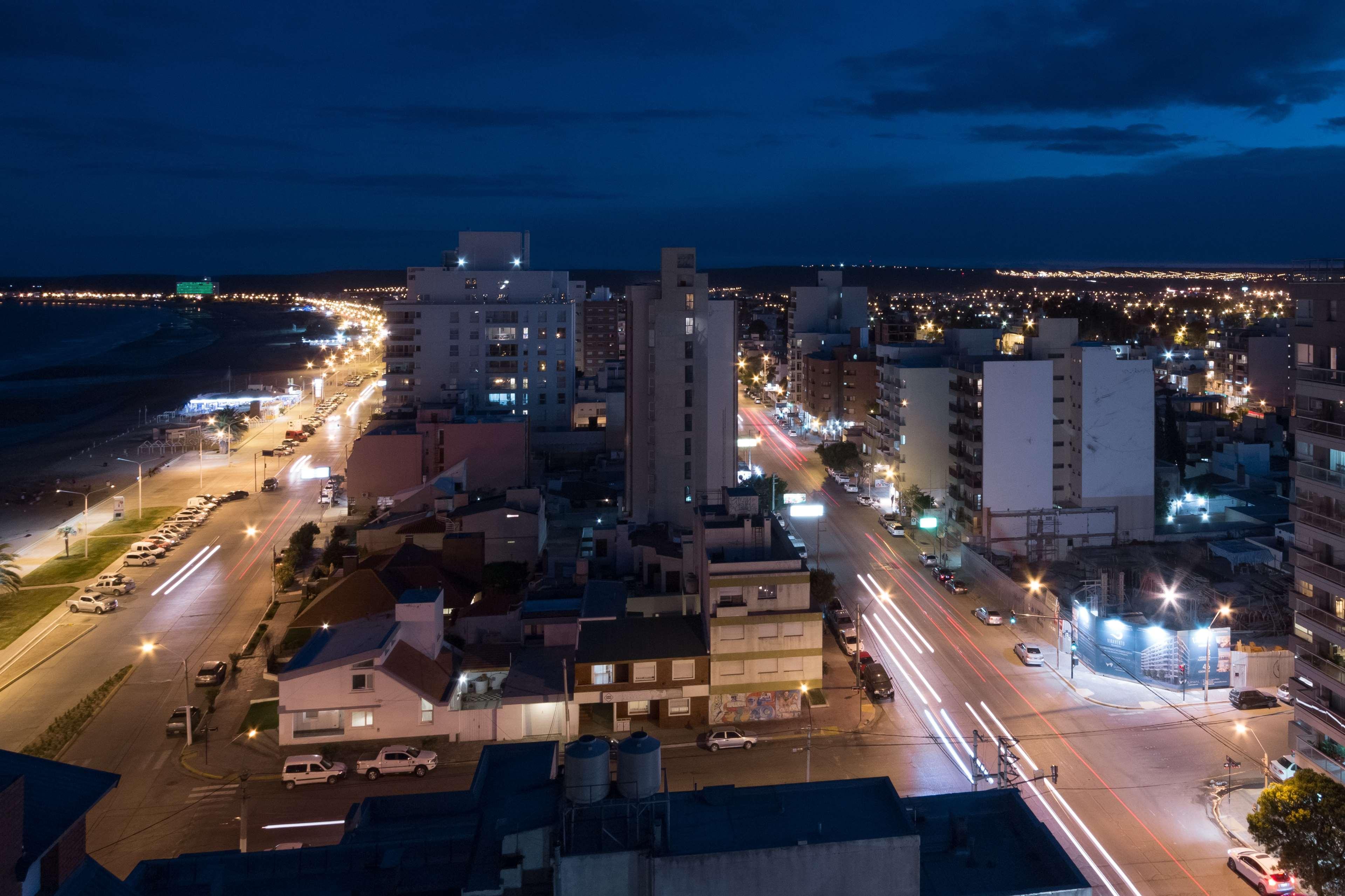 Dazzler By Wyndham Puerto Madryn Hotel Exterior photo